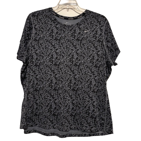 Women’s Plus Nike Running DriFit Tee in Grey Black Sz 3X - Picture 1 of 3